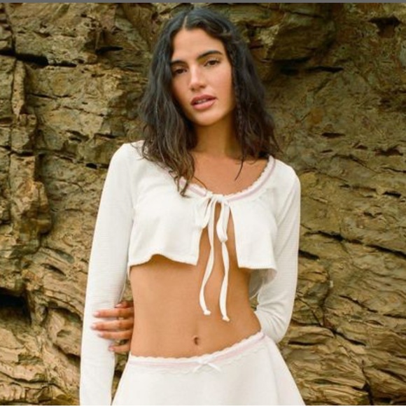 Frankie’s bikinis X gigi HADID cardigan BNWT size medium - Picture 5 of 5